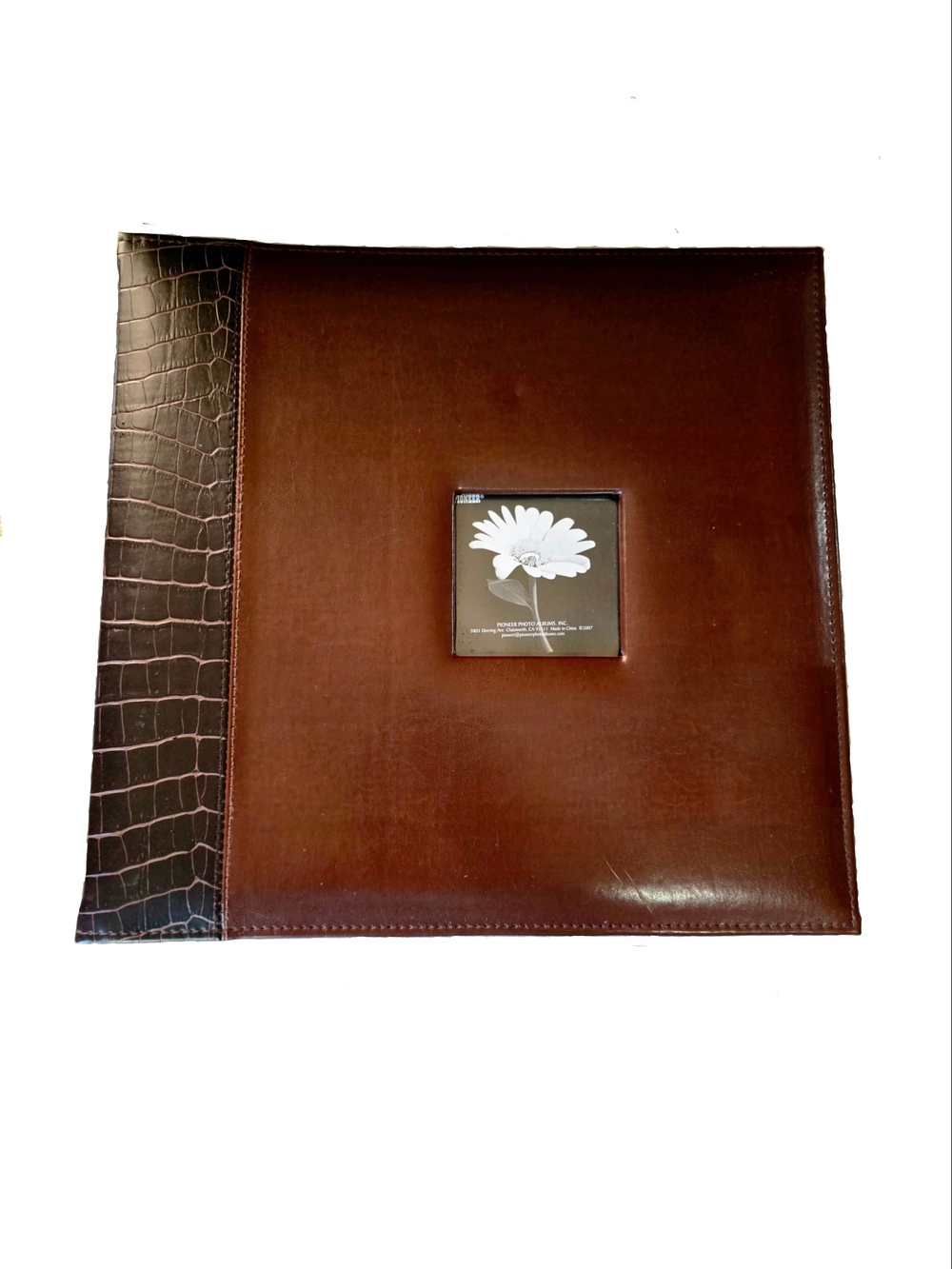 New Pioneer 12x12 Leather Scrapbook/Photo Album - Brown - Unused